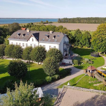 Gut Nisdorf - Bio Urlaub An Der Ostsee Hotel Ngoại thất bức ảnh